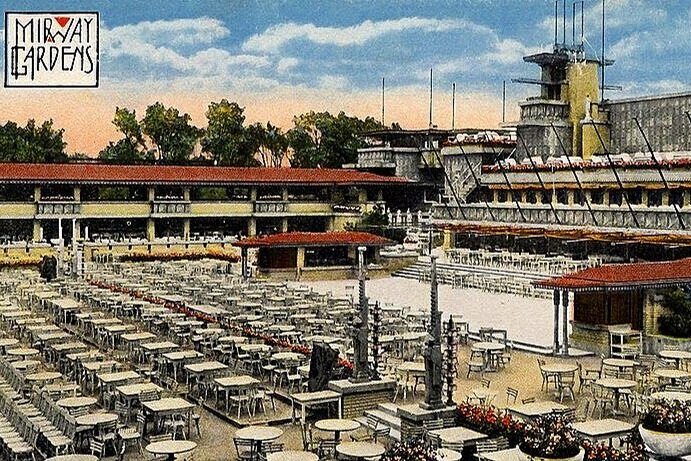 Frank Lloyd Wright’s Midway Gardens in Chicago