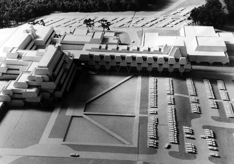 Burroughs Wellcome Company Addition, Research Triangle Park, North Carolina designed by Paul Rudolph in 1982. Photo of the presentation model.�?�
�?�
For more Paul Rudolph, follow us on:⠀�?�
Instagram: @paulrudolphfoundation⠀�?�
Web: www.paulrudolphheritagef